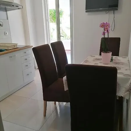 Ana Apartament *